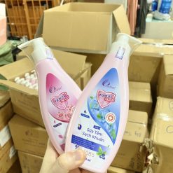 Combo 2 Chai Sữa Tắm Sạch Khuẩn Charme Family Care - 8936194691590