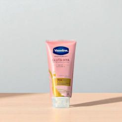 Sữa Dưỡng Thể Vaseline 70X Màu Hồng 330ml (Hàng nhập khẩu có tem phụ) - 8851932427722