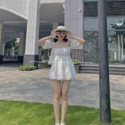 Set áo trắng ren hoa tay phồng quần short - VD5632