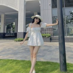 Set áo trắng ren hoa tay phồng quần short - VD5632