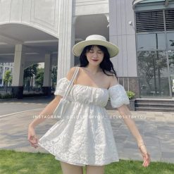 Set áo trắng ren hoa tay phồng quần short - VD5632