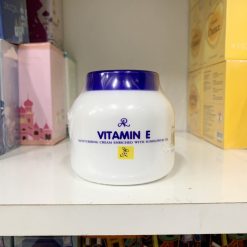 Kem dưỡng ẩm Vitamin E AR 200g Thái Lan - 8850722043616