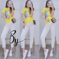 Áo thun nữ cổ tròn form suông in chữ màu - AG1180