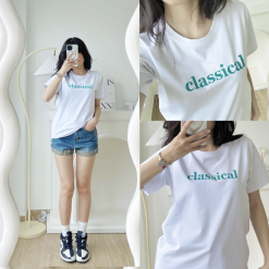 Áo thun nữ cổ tròn form suông in chữ Clasical - AG1212