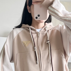 Áo khoác thun nữ dáng lửng có nón viền sọc màu - KG295