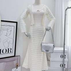 Sét ren thun đầm body khoét ngực đuôi xoè + khoác dây tơ - VD5824