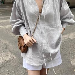 Sét sơ mi cổ v xám tay phồng short - VD5825