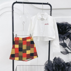 Sét chân váy dạ sơ mi thêu - VD5835