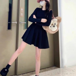 Đầm xoè tay dài len đen - VD5840