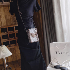 Sét áo đen cổ cao tà bàu + chân váy midi - VD5872