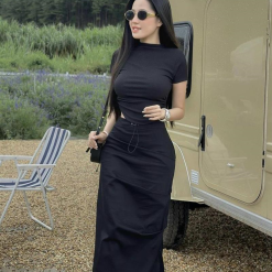 Sét áo đen cổ cao tà bàu + chân váy midi - VD5872