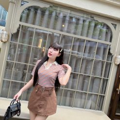 Set pull sọc cổ polo viền trắng + chân váy kaki nâu kèm belt - VD5882