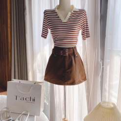 Set pull sọc cổ polo viền trắng + chân váy kaki nâu kèm belt - VD5882
