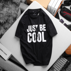 Áo Thun Nam Cổ Tròn Rurumen Màu Đen In Chữ Just Be Cool Big Size - AB463