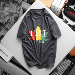 Áo Thun Nam Cổ Tròn Rurumen Màu Xám In Chữ JUST Relax Big Size - AB465