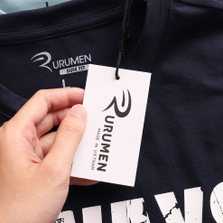 Áo Thun Nam Cổ Tròn Rurumen Màu Xanh Đen In Chữ Dọc Big Size - AB468