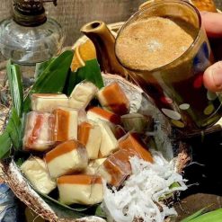 Kẹo Dừa Cà Phê Muối Thơm Ngon 300g Hộp - 8936208935153