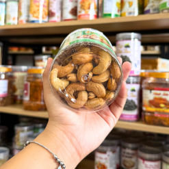 Hạt Điều Tách Vỏ Nguyên Hạt 300g Hộp Pet - 8936208933098