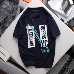 Áo Thun Nam Cổ Tròn Màu Xanh Đen Rurumen In Chữ N 1978 - AB493