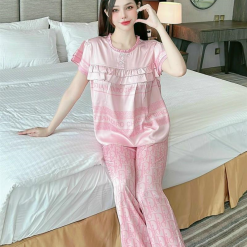 Đồ bộ pijama quần dài áo tay ngắn cổ tròn viền nhún in hoạ tiết - DBO4217