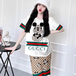 Đồ bộ quần lửng vải xước in hình cổ tròn - DBO4223