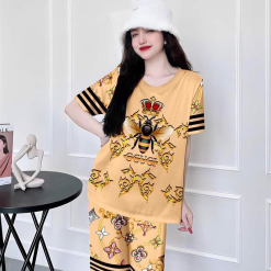 Đồ bộ quần lửng vải xước in hình cổ tròn - DBO4223