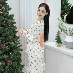 Đồ bộ pijama quần dài áo tay dài cổ vuông in hình - DBO4272