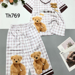 Đồ bộ satin quần lửng pijama tay ngắn cổ bẻ hoạ tiết - DBO4336