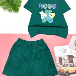 Đồ bộ quần đùi áo tay ngắn in chữ gogo và hình gấu - DBO4339