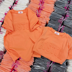 Áo Thun Nữ Cổ Tròn Baby Tee In Dập Nổi Chữ BOSTON Mạc AH787 - AG1264