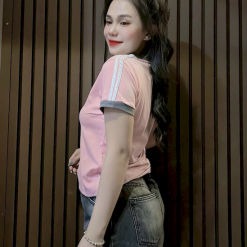 Áo Thun Nữ Cổ Tròn Baby Tee In Chữ The Famous Mạc AH787 - AG1265