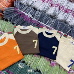 Áo thun nữ Baby Tee ôm body từ 35kg - 55kg in số 7 bên trái ngực - AG1301