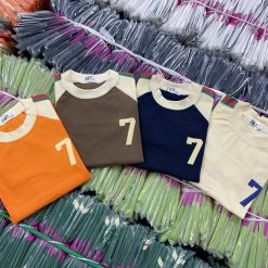 Áo thun nữ Baby Tee ôm body từ 35kg - 55kg in số 7 bên trái ngực - AG1301