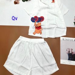 Đồ bộ quần đùi áo sơ mi tay ngắn cổ bẻ in hình gấu - DBO4381
