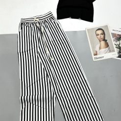 Đồ bộ mặc nhà quần dài sọc áo tay ngắn trơn - DBO4387