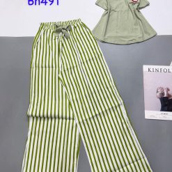 Đồ bộ quần dài sọc áo tay sát nách in chữ G - DBO4415