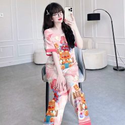 Đồ bộ pijama quần dài áo tay cổ tròn in hình - DBO4422