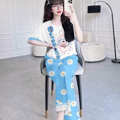 Đồ bộ pijama quần dài áo tay cổ tròn in hình - DBO4422