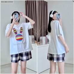 Đồ bộ quần đùi caro áo tay ngắn in đầu thỏ màu - DBO4430