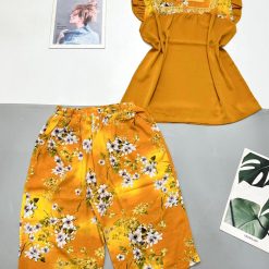 Đồ bộ mango quần lửng bông áo cổ vuông phối ren form từ 40kg-70kg - DBO4472