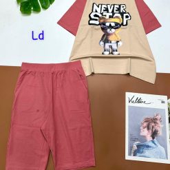 Đồ bộ quần lửng áo tay ngắn in hình gấu đeo kính - DBO4483