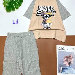 Đồ bộ quần lửng áo tay ngắn in hình gấu đeo kính - DBO4483