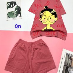 Đồ bộ quần đùi áo tay ngắn in hình cô bé chữ cute - DBO4486