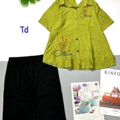 Đồ bộ quần ngố đen áo sơ mi tay ngắn cổ bẻ in hình hoa octave - DBO4492