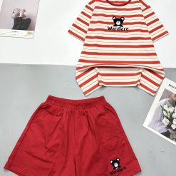 Đồ bộ quần đùi áo tay ngắn in hình gấu áo sọc ngang - DBO4524