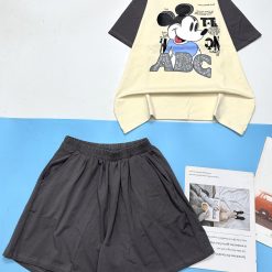 Đồ bộ thun nữ quần đùi áo in hình chuột mickey chữ ABC - DBO4541