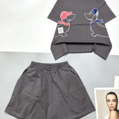 Đồ bộ thun nữ quần đùi áo in hình hai chú chó - DBO4550