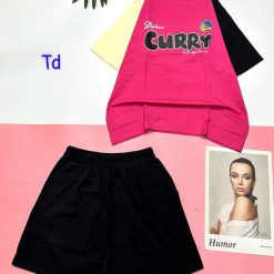 Đồ bộ quần đùi áo tay ngắn in chữ CURRY quần cùng màu tay áo phải - DBO4561