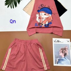 Đồ bộ thun nữ quần đùi áo in hình bé gái đội mũ - DBO4572