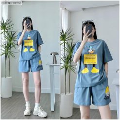 Đồ bộ quần đùi áo tay ngắn in chữ con vịt chữ - DBO4629
